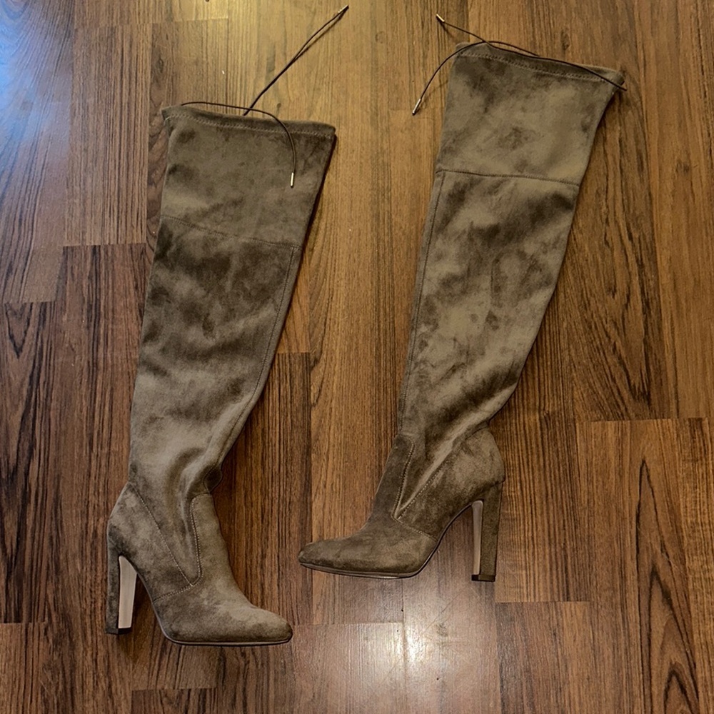 Elegant Brown Over-the-Knee Boots